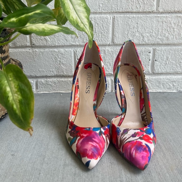 Guess Rosmaripink Fabric Heels with Gorgeous Bright Colors - Picture 3 of 5